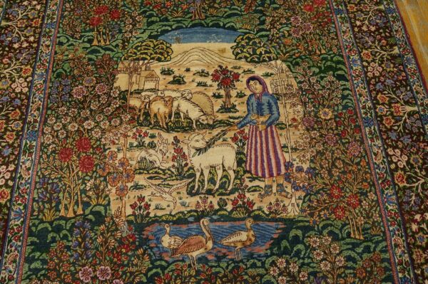 1900s green scene figural medallion antique persian kerman rug 4' 10''x 7' 9'' knotted pile wool carpet 4 1900s green scene figural medallion antique persian kerman rug 4' 10''x 7' 9'' knotted pile wool carpet - detail view 3