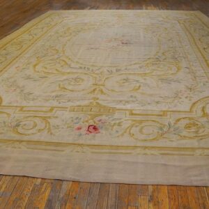 1900s Ivory Gold Medallion Antique European Aubusson Carpet 12'9"x17'3" Flatwoven Wool Rug - detail view 2