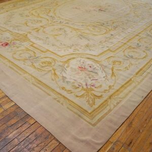 1900s Ivory Gold Medallion Antique European Aubusson Carpet 12'9"x17'3" Flatwoven Wool Rug - detail view 6