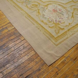 1900s Ivory Gold Medallion Antique European Aubusson Carpet 12'9"x17'3" Flatwoven Wool Rug - detail view 7