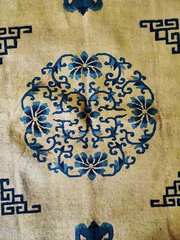 1920s beige medallion antique chinese peking rug 6' x 8'7" handknotted wool carpet - detail view 2