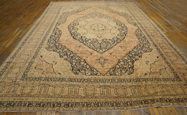 1930s ivory salmon medallion antique persian tabriz rug 11'2" x17'4" handknotted wool carpet 2 1930s ivory salmon medallion antique persian tabriz rug 11'2" x17'4" handknotted wool carpet - detail view 1