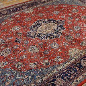 1940s Red Medallion Antique Persian Sarouk Rug 7'9"x 10'6" Handknotted Wool Carpet - detail view 1