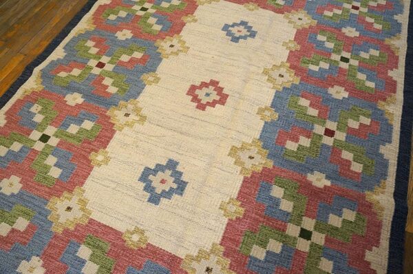 1960s ivory geometric vintage swedish scandinavian flat weave kilim rug 5'9" x 8' by judith johansson wool carpet 4 1960s ivory geometric vintage swedish scandinavian flat weave kilim rug 5'9" x 8' by judith johansson wool carpet - detail view 3