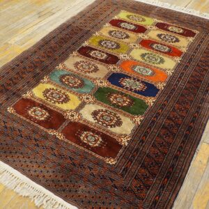 1980s Multicolor Geometric Vintage Persian Bukhara Rug 4' X 5'8'' Handknotted Wool Carpet - detail view 1