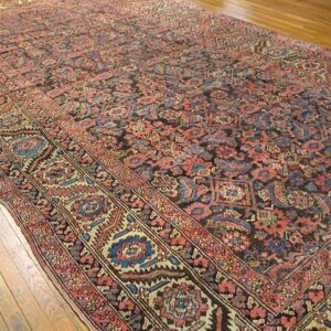 19th Century N.W. Persian Bakshaiesh Carpet - detail view 1