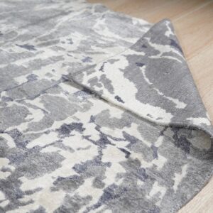 Emery gray modern floral hand-knotted wool and bamboo silk area rug (MR7926GY)