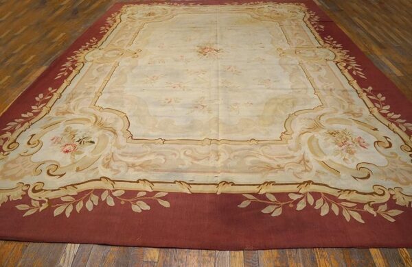Aesthetic floral design in a ivory ground color antique french aubusson rug 2 Aesthetic floral design in a ivory ground color antique french aubusson rug - detail view 1