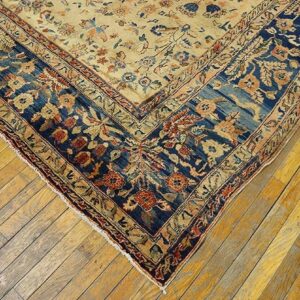Antique Sarouk Persian Rug - detail view 2