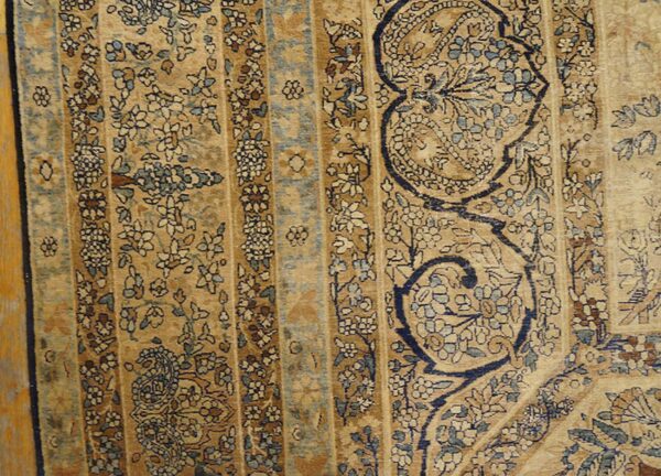 Authentic medallion design on a ivory open field antique persian kerman rug 4 Authentic medallion design on a ivory open field antique persian kerman rug - detail view 3