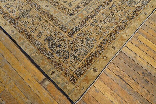 Authentic medallion design on a ivory open field antique persian kerman rug 5 Authentic medallion design on a ivory open field antique persian kerman rug - detail view 4
