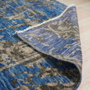 Blue Hand-Knotted Wool & Bamboo Silk Modern Floral Area Rug 8' x 10' - detail 2