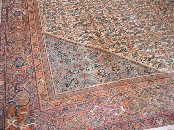 Early 20th century persian mahal carpet 4 Early 20th century persian mahal carpet - detail view 3