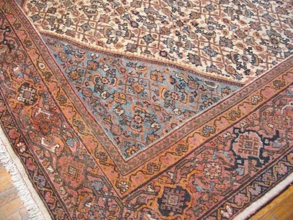Early 20th century persian mahal carpet 7 Early 20th century persian mahal carpet - detail view 6