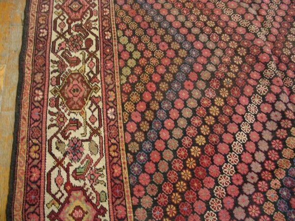 Early 20th century persian malayer carpet 4 Early 20th century persian malayer carpet - detail view 3