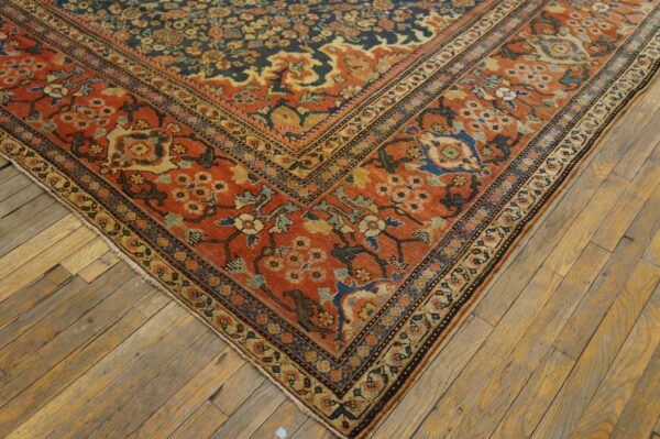 Gorgeous and stately antique persian sultanabad rug with medallion design 6 Gorgeous and stately antique persian sultanabad rug with medallion design - detail view 5