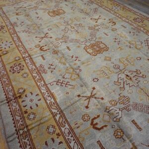 Magnificent White Ivory Color and Superb Geometric Design Antique Turkish Oushak Rug - detail view 2