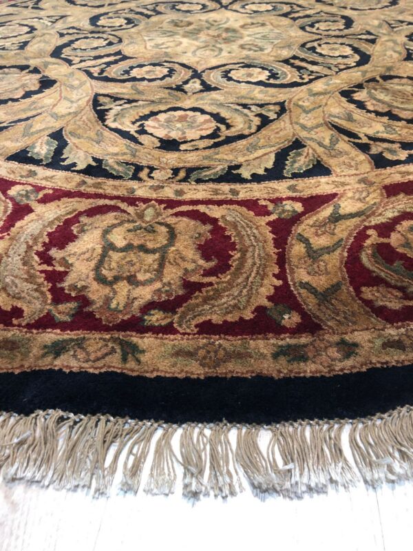 Navy hand-knotted wool jaipur traditional round area rug 8' x 8' 5 Navy hand-knotted wool jaipur traditional round area rug 8' x 8' - detail 4