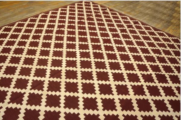 Warm reddish brown modern contemporary geometric trellis pattern handwoven wool needlepoint flat weave kilim carpet with silk highlight 3 Warm reddish brown modern contemporary geometric trellis pattern handwoven wool needlepoint flat weave kilim carpet with silk highlight - detail view 2