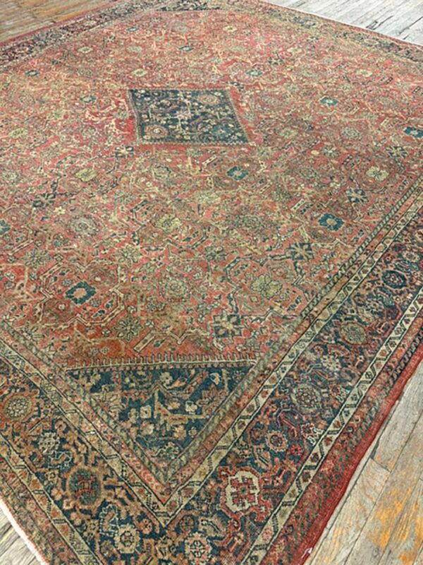 1890s red field medallion large scale antique sultanabad knotted wool rug 8 1890s red field medallion large scale antique sultanabad knotted wool rug - detail view 7