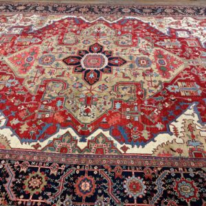 1890s Traditional Beige Field Medallion Geometric Antique Heriz Knotted Wool Rug - detail view 3