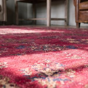 1900s Fuchsia Red Antique Formal Persian Kashan Carpet 4'6"x6'10" Silk Carpet (SKU 21609) - in-room detail