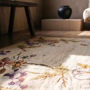 Antique 1930s American Hooked Floral Hallway Runner Rug - Ivory Beige Cream Wool (SKU 19433) - in-room detail