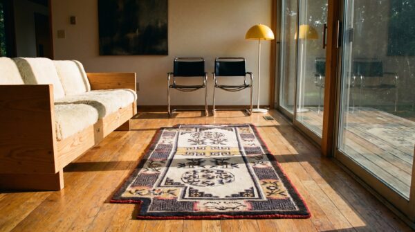 1930s chinese geometric medallion hand knotted pile ivory beige cream white antique wool rug 7 1930s chinese geometric medallion hand knotted pile ivory beige cream white antique wool rug (sku 21984) - room view