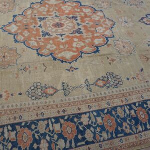 1930s Classic Allover Medallion Beige Field Antique Knotted Mahal Rug - detail view 7