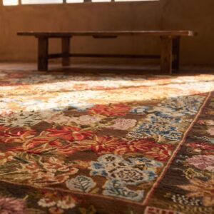 Antique Allover Floral Flat Weave Rug (SKU 20193) - in-room detail