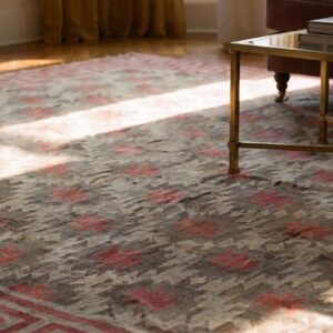 Antique Allover Geometric Flat Weave Cotton Dhurrie Indian Rug (SKU 21758) - in-room detail