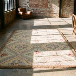 Antique American Hooked Rug Canada Hooked - Loop Pile (SKU 19243) - room view