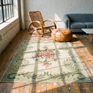 Antique American Hooked Floral Medallion Rug (SKU 17244) - room view