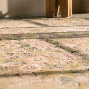 Antique American Hooked Floral Medallion Wool Ivory Beige Cream White 1930s Rug (SKU 18023) - in-room detail
