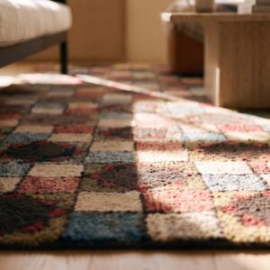 Antique American Hooked Rug American Geometric Multicolor 1920s (SKU 25072) - in-room detail