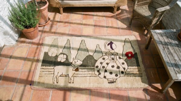 Antique american hooked ivory wool 1920s small scatter size rug 2 Antique american hooked ivory wool 1920s small scatter size rug (sku 19227) - styled overhead view