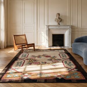 American Hooked Ivory Wool Hallway Runner Antique 1930s Rug (SKU 19929) - room view