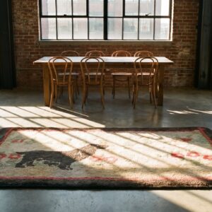 American Hooked Antique Ivory Small Scatter Size 1930s Wool Rug (SKU 18692) - room view