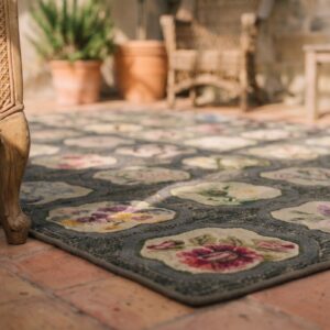 Antique American Hooked Rug Small Scatter Size Wool & Cotton (SKU 19355) - in-room detail