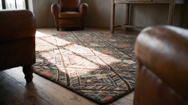Antique american hooked square rug small scatter size wool & cotton multicolor 11 Antique american hooked square rug small scatter size wool & cotton multicolor (sku 17194) - in-room detail