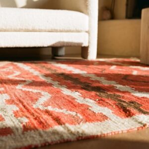 Antique American Navajo Rug 4'4"×7'2" Bright Red Ground, Ivory Border, Transitional Period, Circa 1890 (SKU 20941) - in-room detail