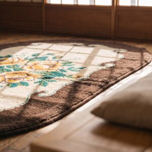 American Antique Oval Yellow Rose Folk Art Hooked Rug (SKU 17210) - in-room detail