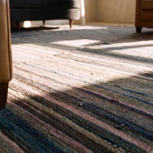 Antique American Rag Room Size Cotton Multicolor Rug (SKU 25559) - in-room detail