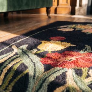Antique American Square Hooked Rug American Black 1930s (SKU 20531) - in-room detail
