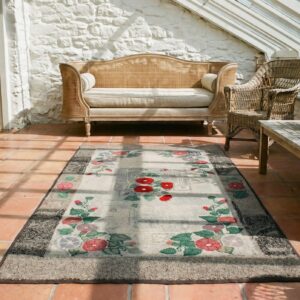 Antique American Usa Floral Medallion Wool Hand Knotted Pile 1930s Rug (SKU 17477) - room view