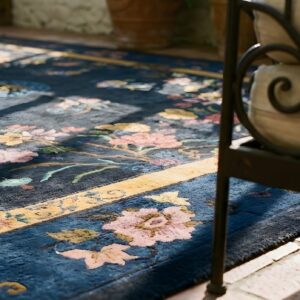 Antique Art Deco Room Size Wool - Manchester Dark Rug (SKU 24203) - in-room detail