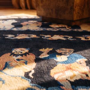 Antique Artistic Chinese Figural Scholars Pattern Art Deco Hallway Runner Rug (SKU 24689) - in-room detail