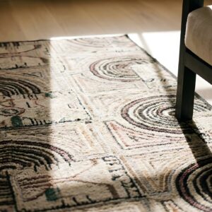 Antique Artistic Folk Art Design American Hooked Rug (SKU 25635) - in-room detail