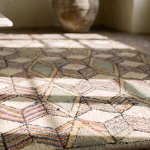 Artistic Antique Square Geometric Cube Folk Art American Hooked Rug (SKU 20499) - in-room detail
