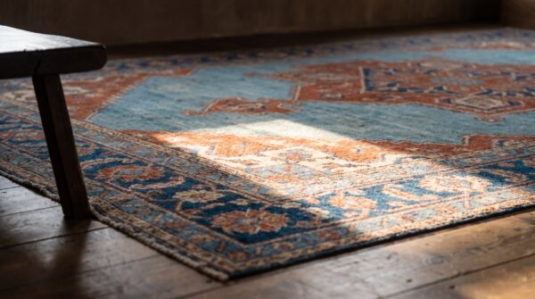 Beautiful sky blue antique persian room size geometric serapi heriz rug 9 Beautiful sky blue antique persian room size geometric serapi heriz rug (sku 21791) - in-room detail